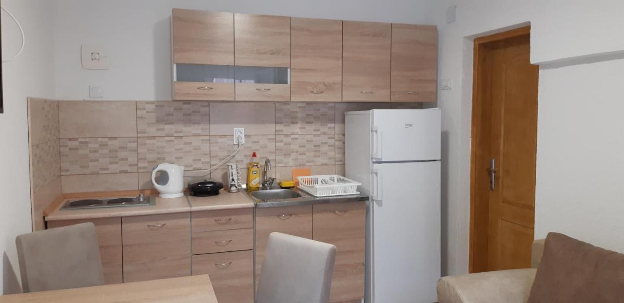 Apartments Skaljari Kotor Luaran gambar
