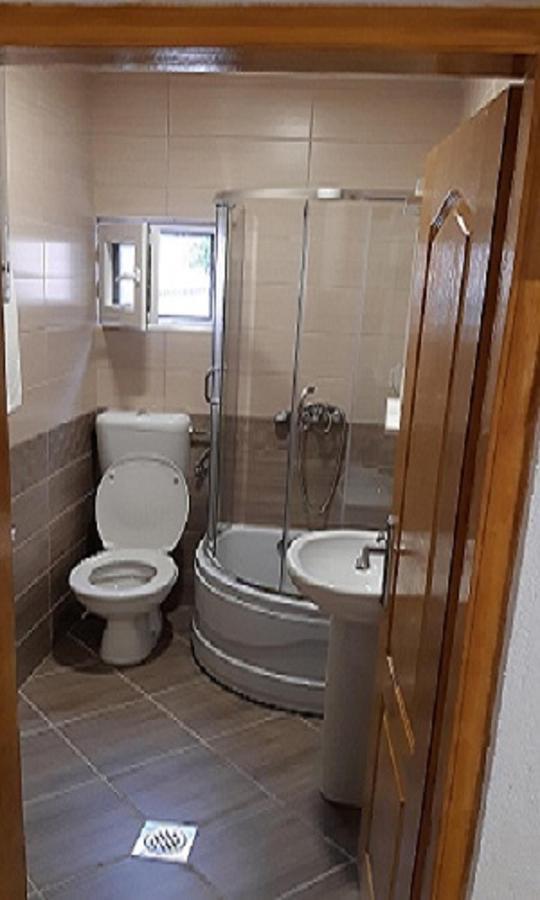 Apartments Skaljari Kotor Luaran gambar