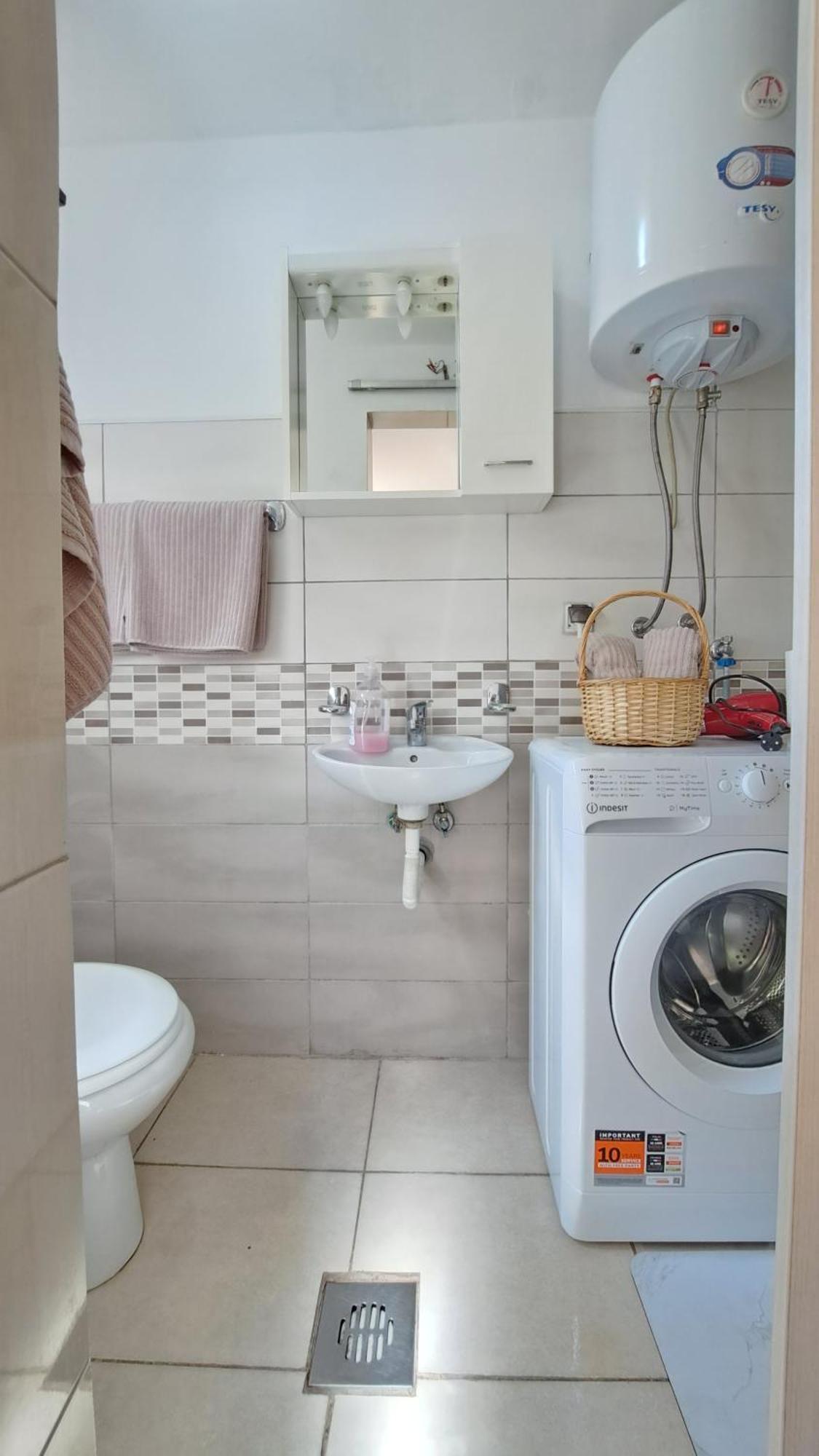 Apartments Skaljari Kotor Luaran gambar
