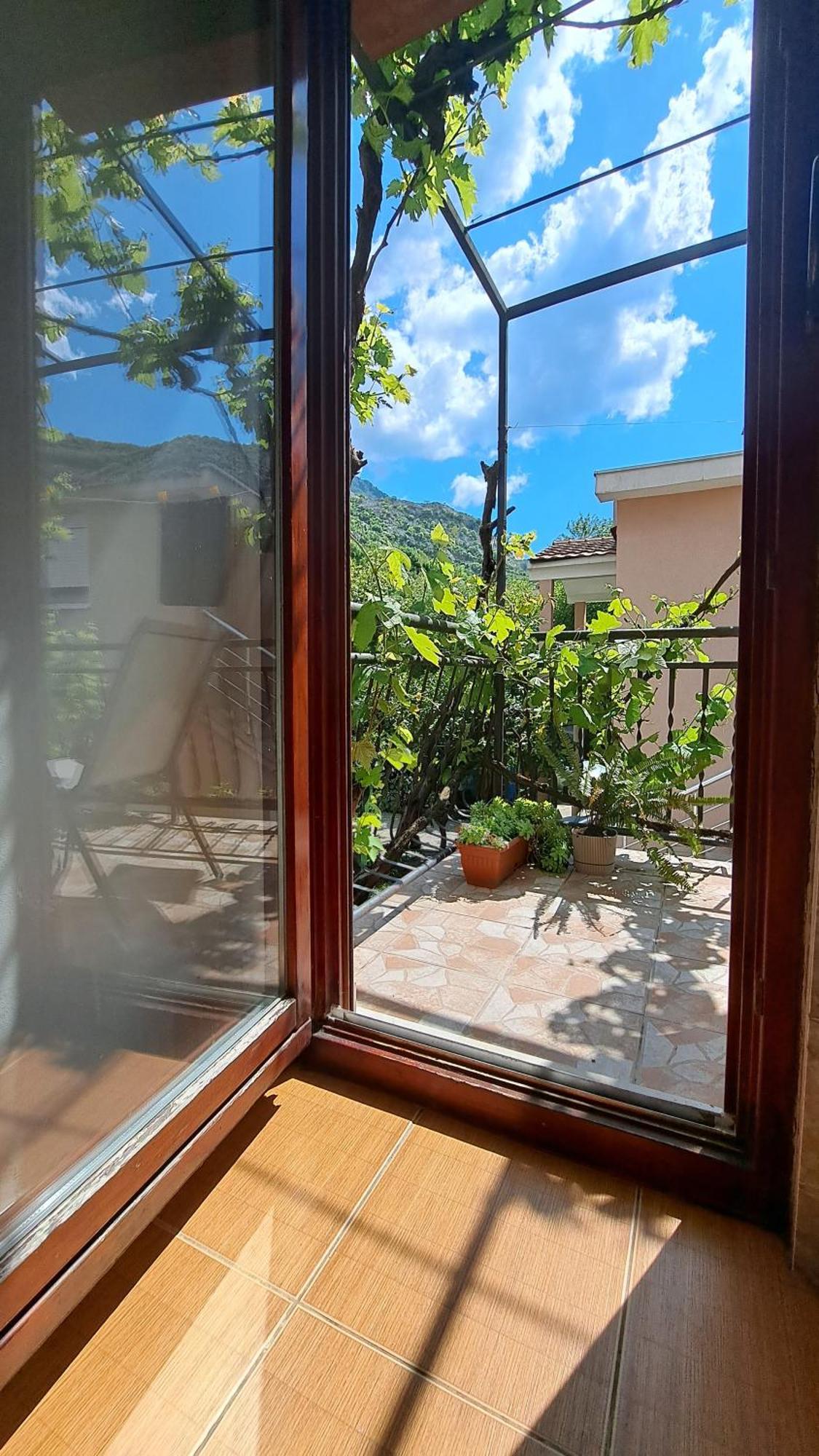 Apartments Skaljari Kotor Luaran gambar