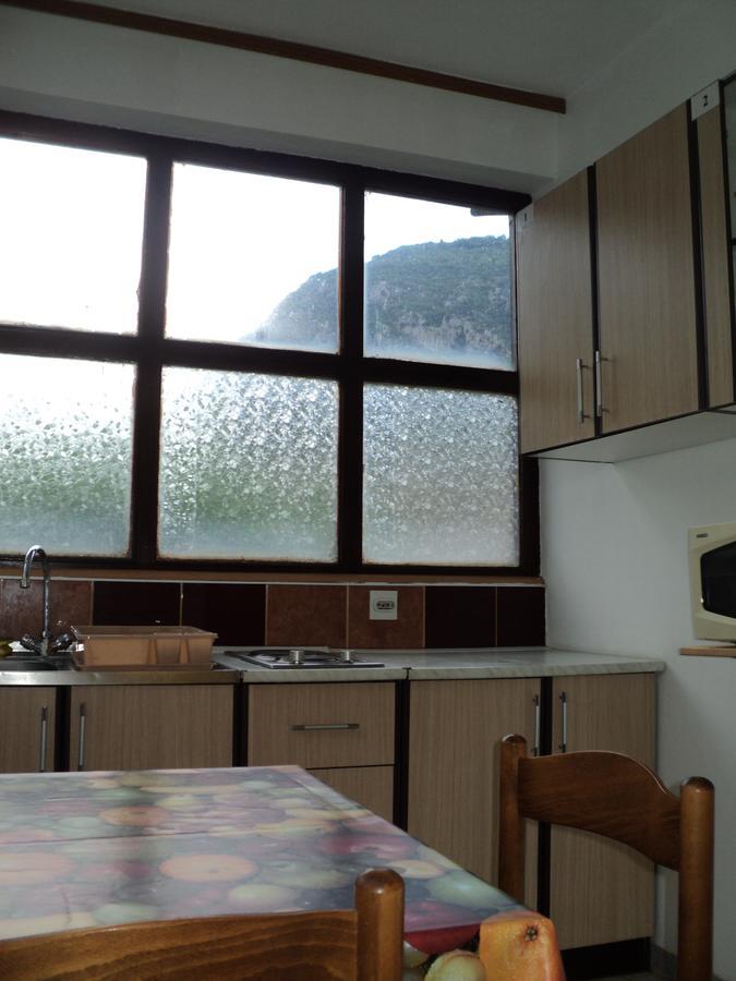 Apartments Skaljari Kotor Luaran gambar