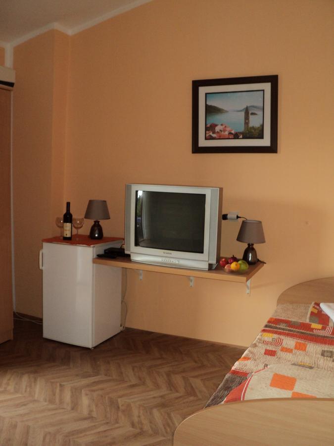 Apartments Skaljari Kotor Luaran gambar